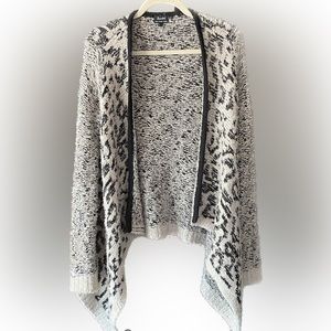 Bardot - Waterfall style animal print fuzzy sweater